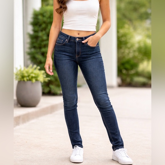 Mudd Denim - MUDD Skinny Jeans – Juniors Size 7 – Dark Wash